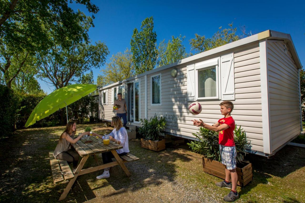 Camping Marina Plage Vitrolles  Dış mekan fotoğraf