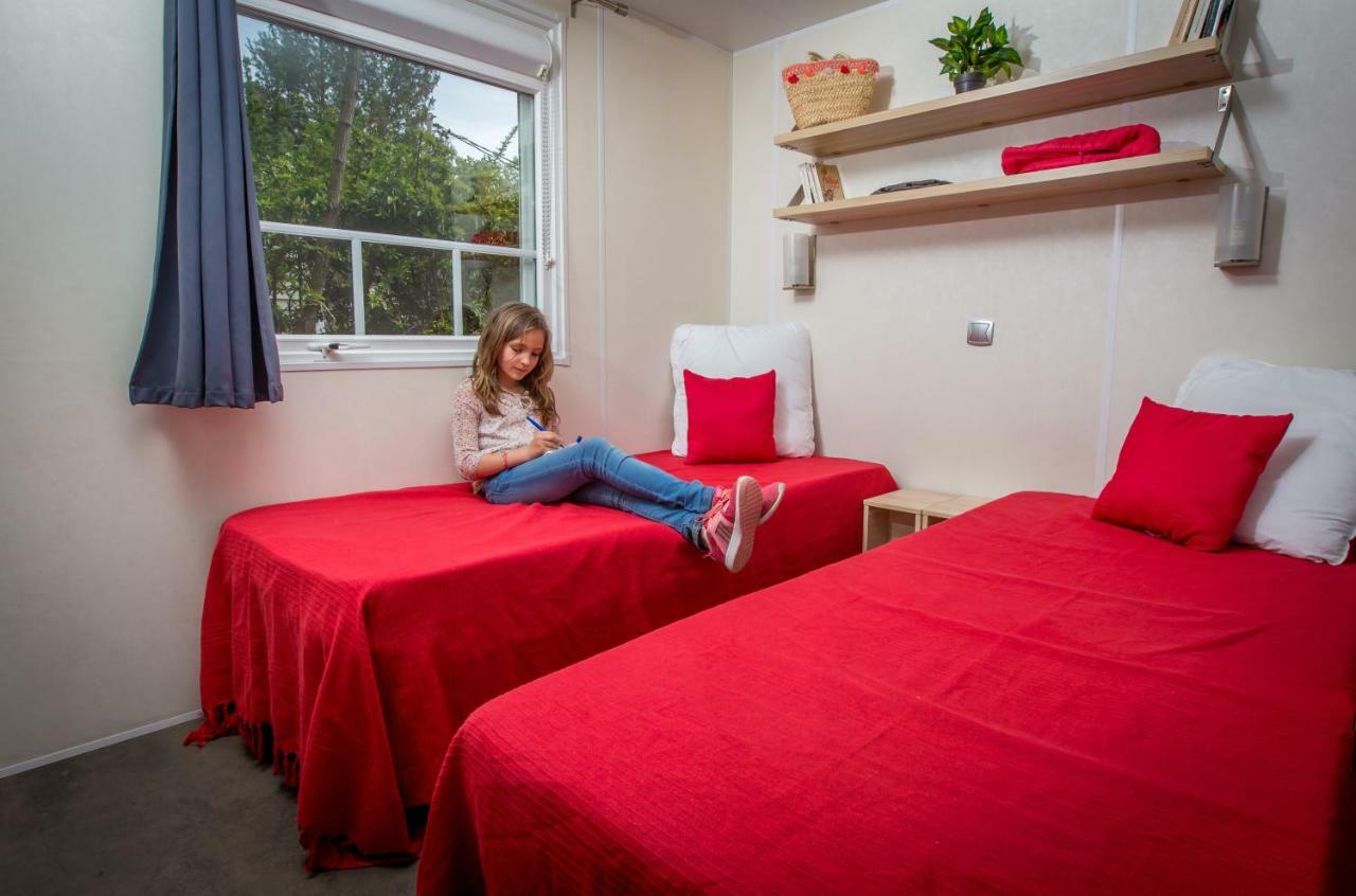 Camping Marina Plage Vitrolles  Dış mekan fotoğraf